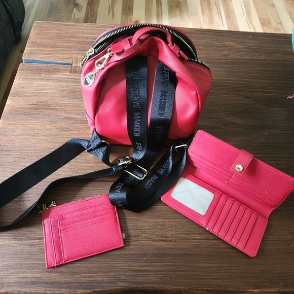 Red Steve Madden Mini Backpack Purse Set - Picture 2 of 11